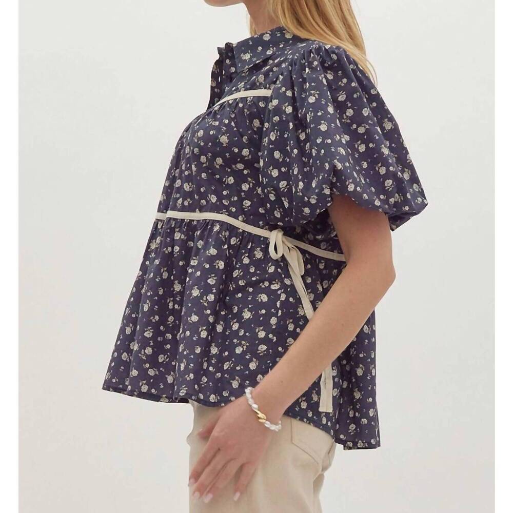 NEW ENTRO floral bubble sleeve bow top in navy - Picture 4 of 8